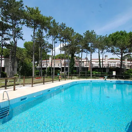 Locazione Turistica Villaggio Estate 別荘 *